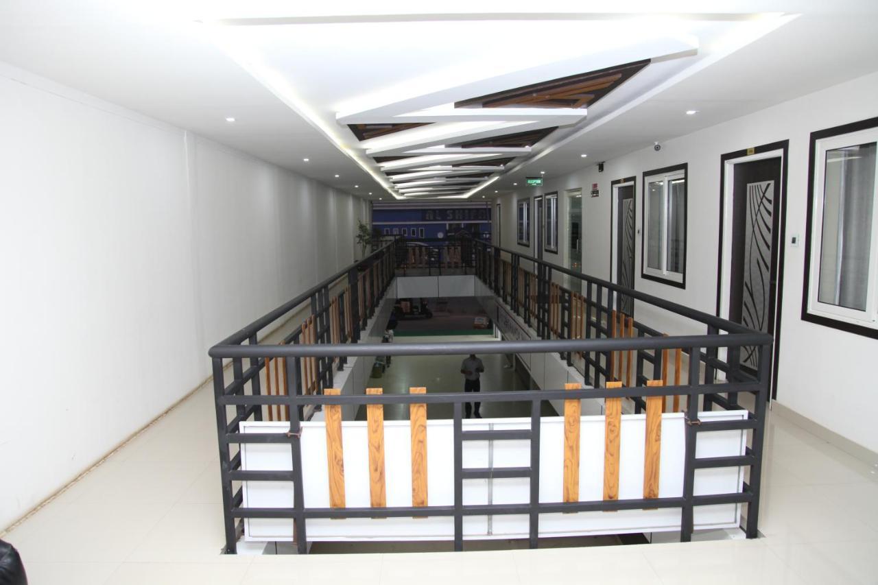 ホテル Alshifa Tbg Residency Perintalmanna エクステリア 写真